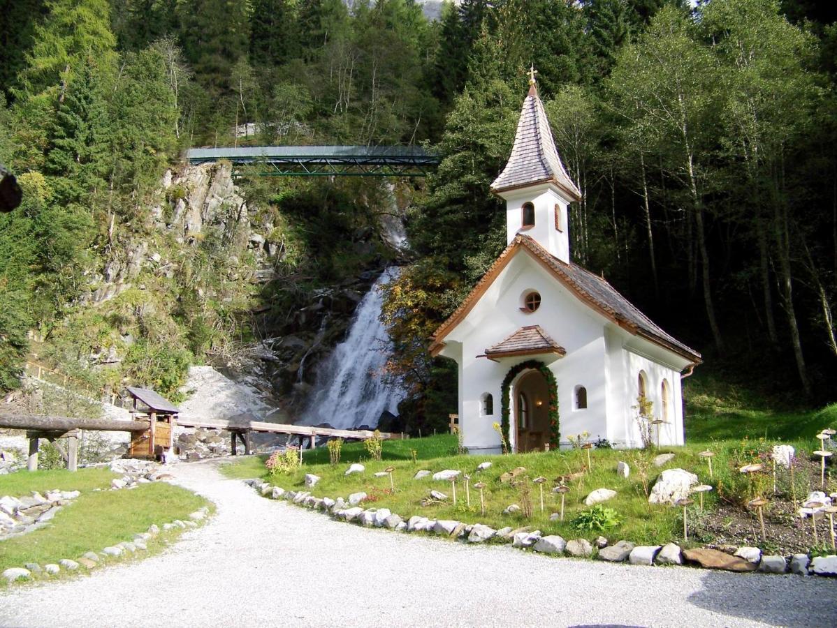 Отель Alfaierhof-Bergheimat Гшниц Экстерьер фото